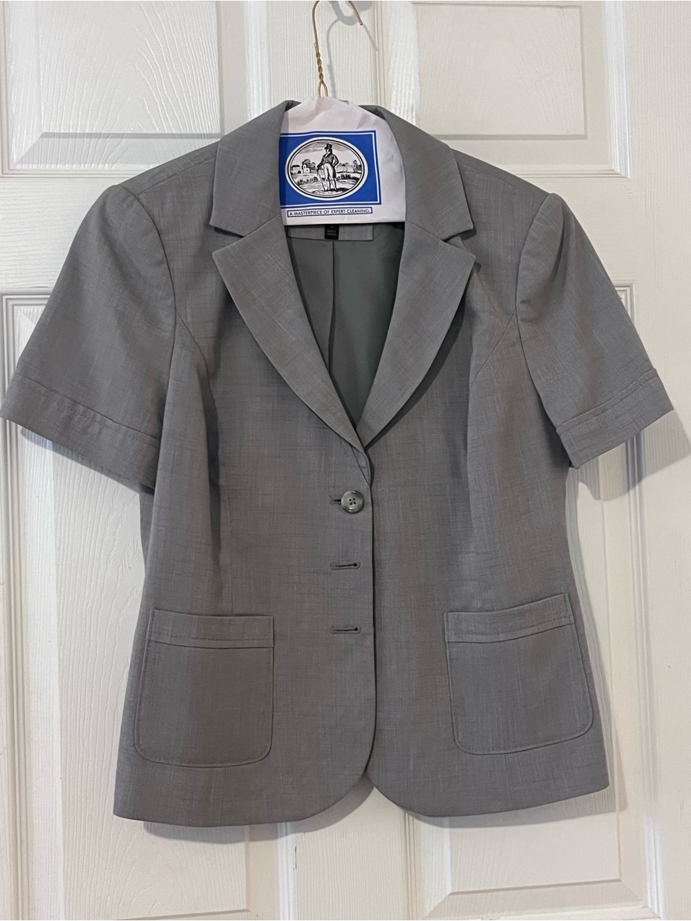 The Limited Gray Short-Sleeve Tailored Suit Blazer